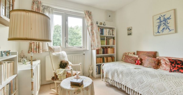 21 Bedroom Bookshelves Ideas for a Stylish and Organized Space