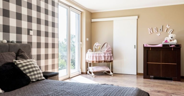 Empty Bedroom Corner Ideas