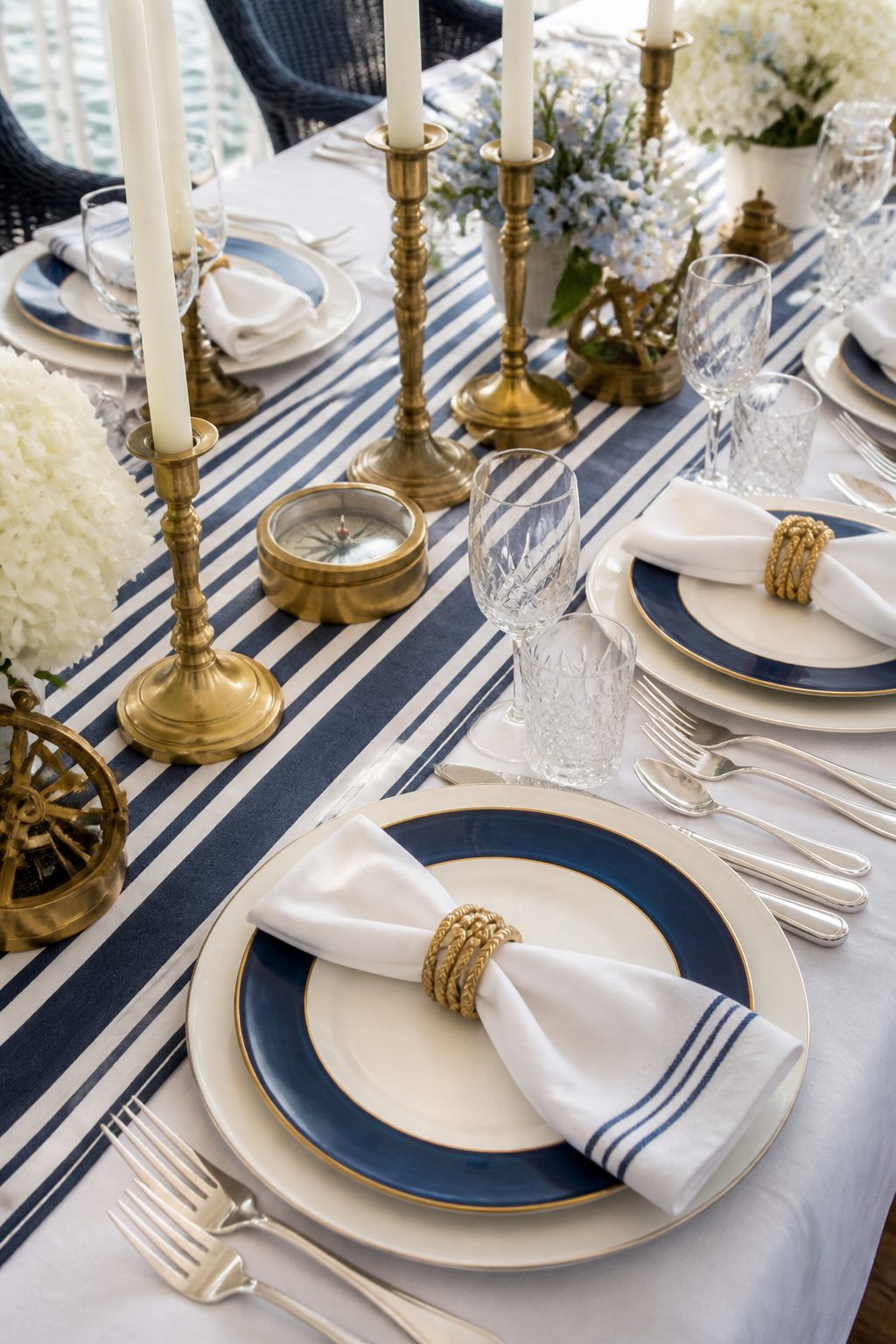4th of July Tablescapes Nautical Theme Ideas: 13 Coastal Looks 1 Item 1
