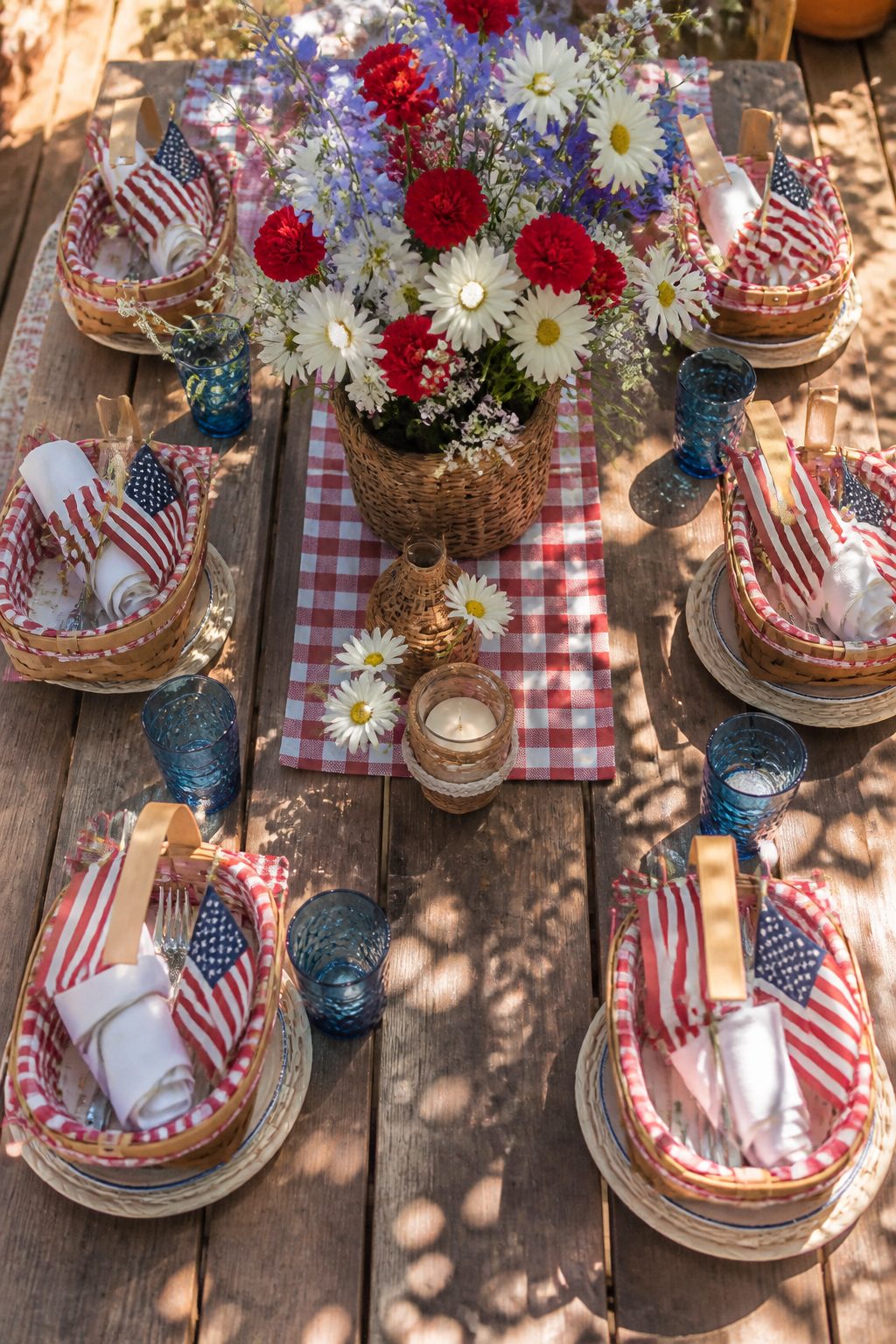 11 Simple 4th of July Tablescapes Dollar Tree Ideas 3 Item 3