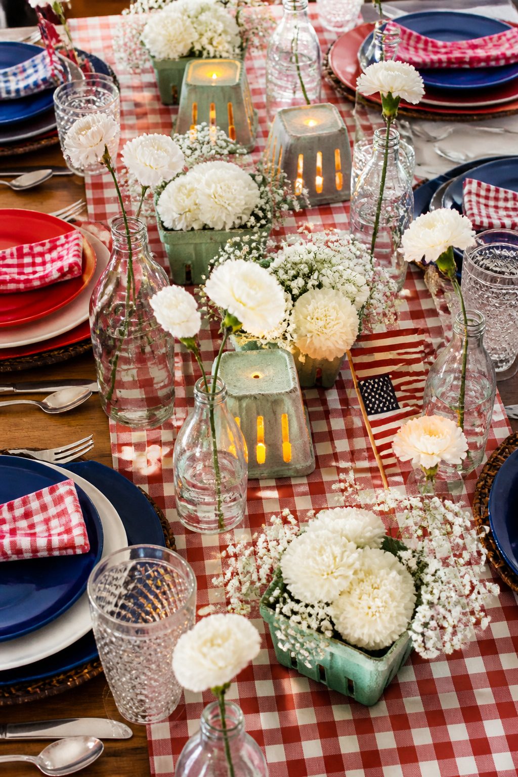 9 Creative 4th of July Tablescapes on a Budget Under $20 That Look Expensive 3 Item 3