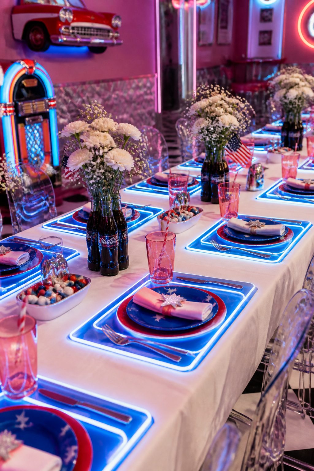 4th of July Tablescapes for Teen Parties: 10 Fun Ideas 2 Item 1