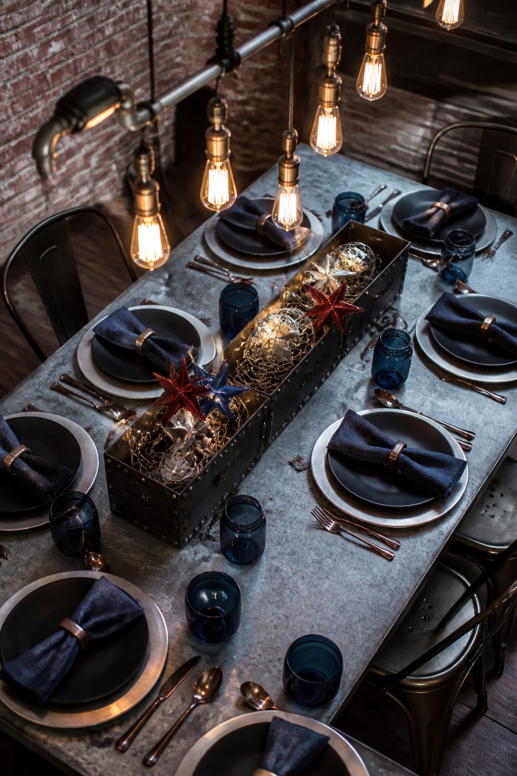 4th of July Tablescapes for Teen Parties: 10 Fun Ideas 5 Item 4