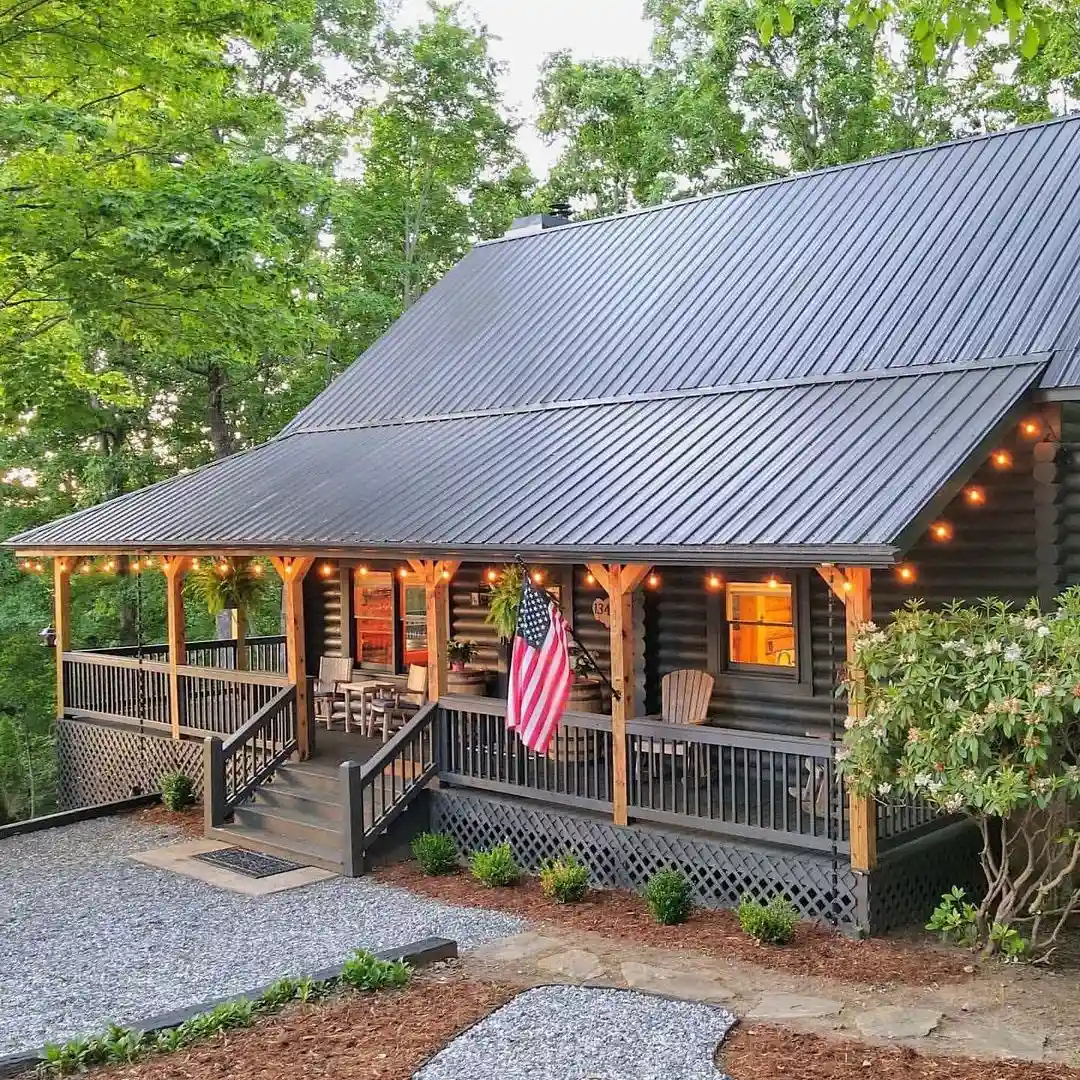 18 Tiny House Cabin Ideas: Mountains-Ready Retreats You'll Love 15 14. Compact Alpine Cabin
